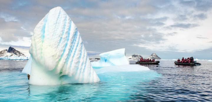 Vol et croisière en Antarctique. Les aéro-croisières vers l'Antarctique