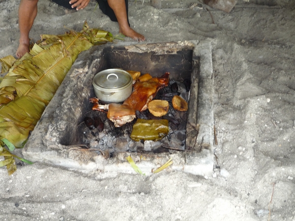 bora bora plat traditionnel laure.JPG