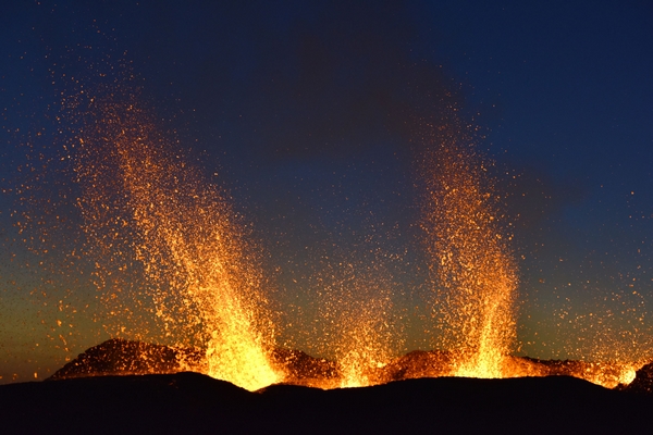 La Réunion - volcan248 - eruption_piton_de_la_fournaise_septembre_2016 - CREDIT IRT - serge_gelabert_dts_12_2017.jpg
