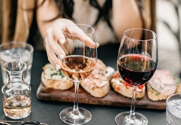 Expérience gastronomique avec un guide à travers la capitale