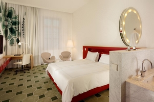 Hôtel supérieur en coeur de ville