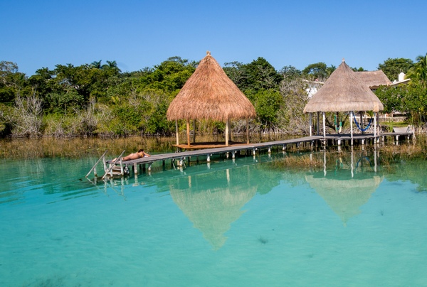Ecolodge de charme les pieds dans l'eau