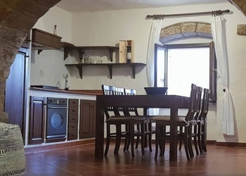 Maison voûtée dans le centre historique