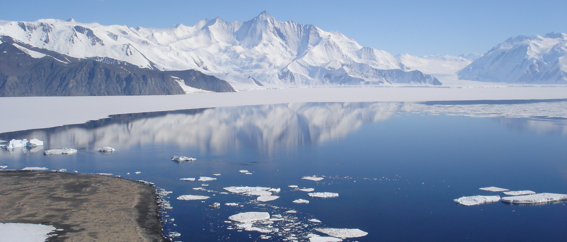 Voyage sur-mesure, Vol et croisière en Antarctique. Les aéro-croisières vers l'Antarctique