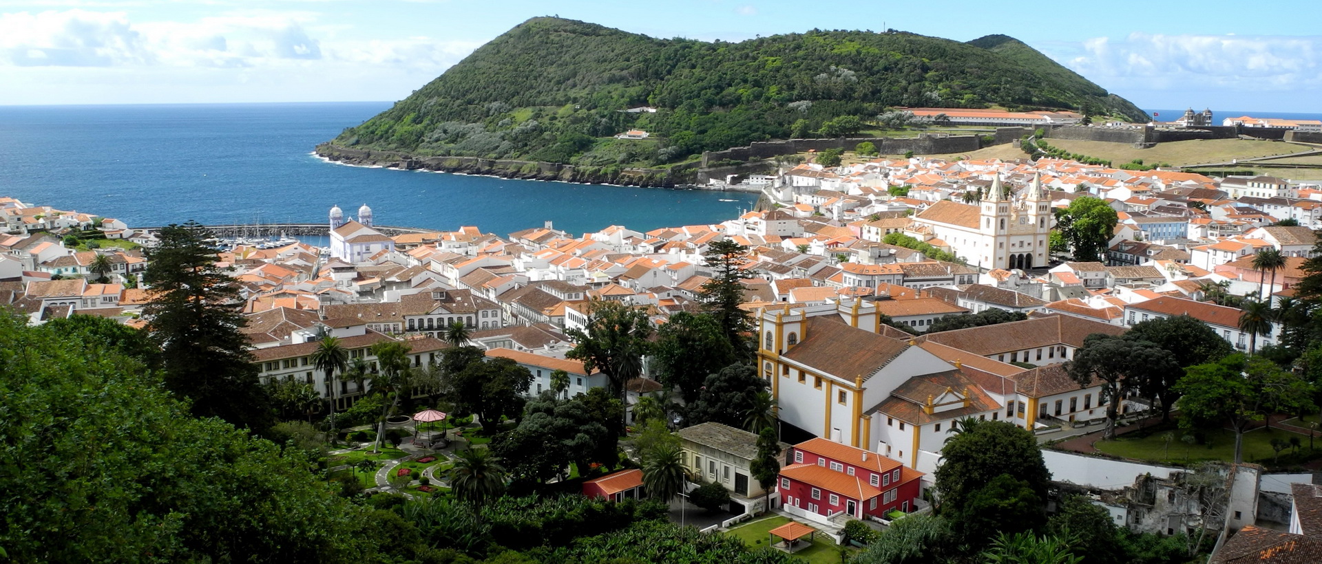 3 îles pour 3 ambiances : Terceira, Faial et Pico.