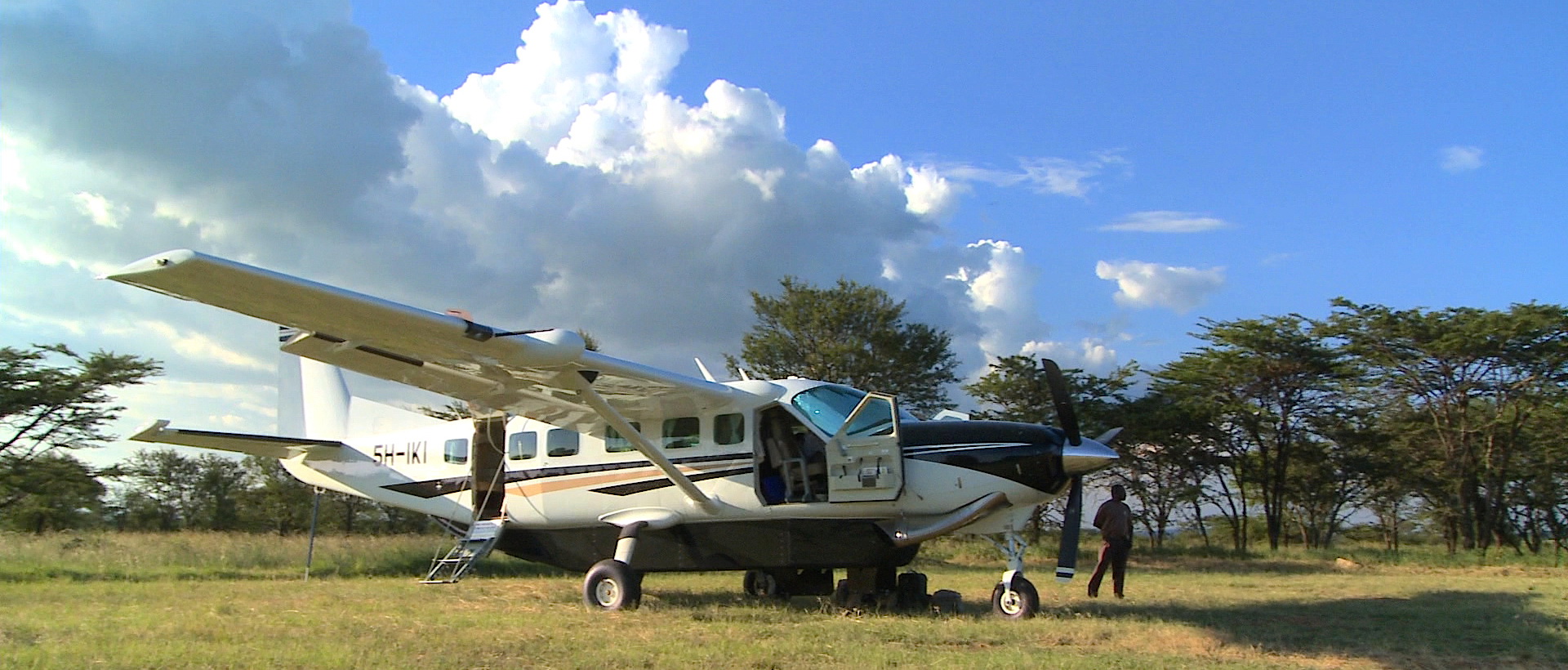 Safari de luxe en Tanzanie en avion de brousse