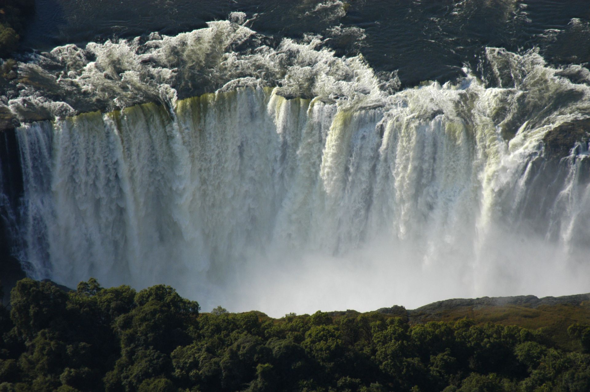 Découverte et Séjour aux Chutes Victoria et safari à Chobe