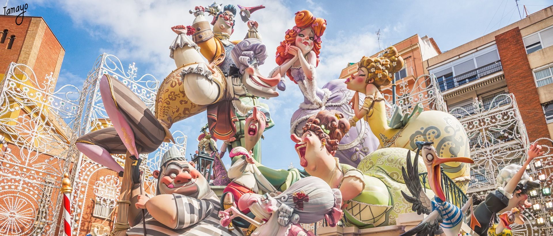 La folie des Fallas à Valence !