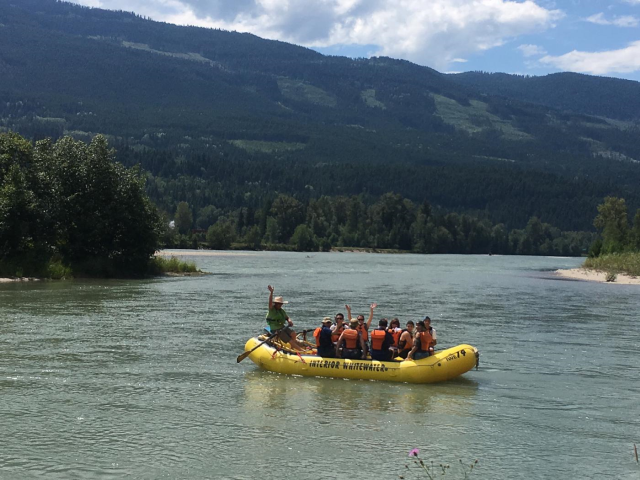 Demi-journée rafting familiale